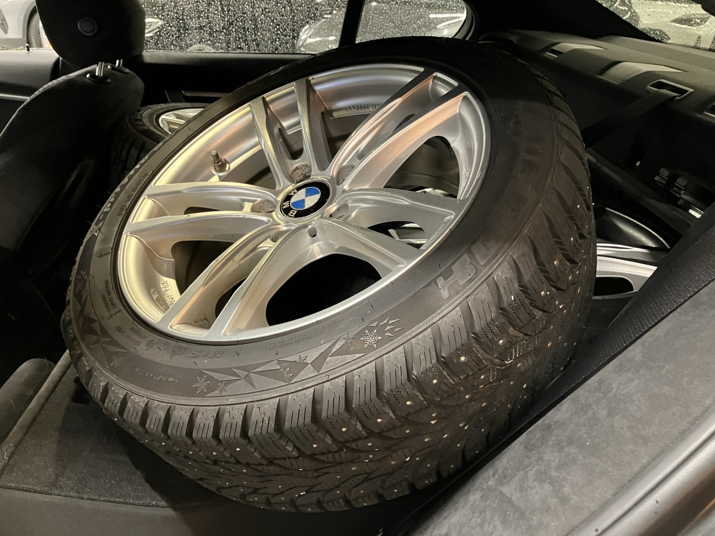 BMW 330 2017