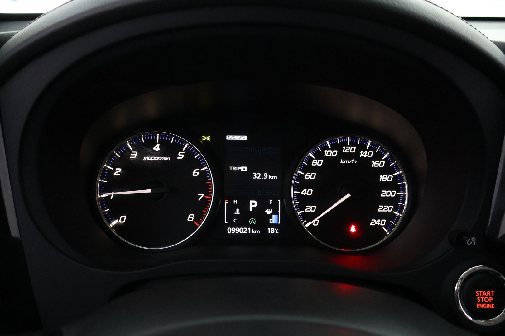 MITSUBISHI Outlander 2016