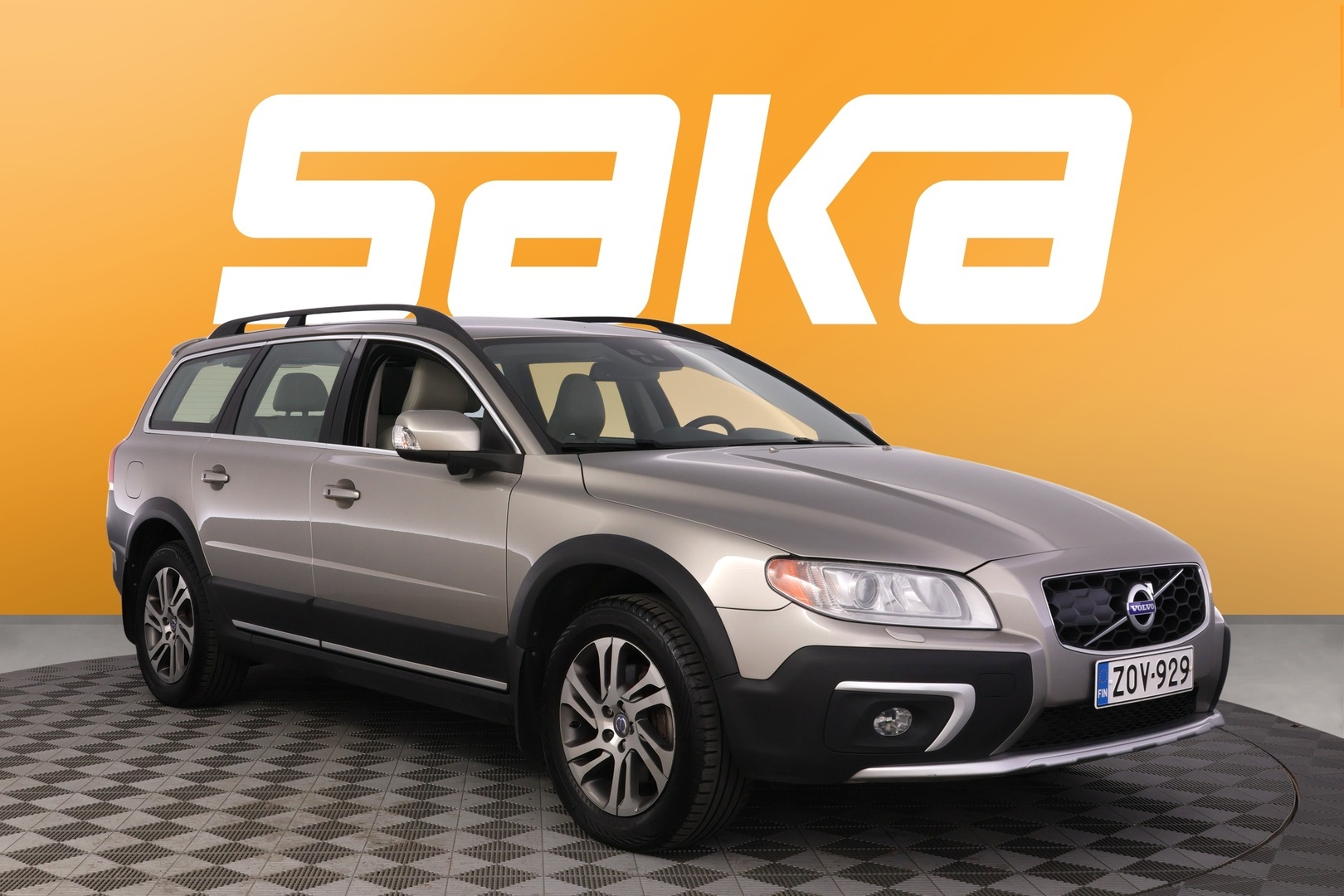 VOLVO XC70 2014