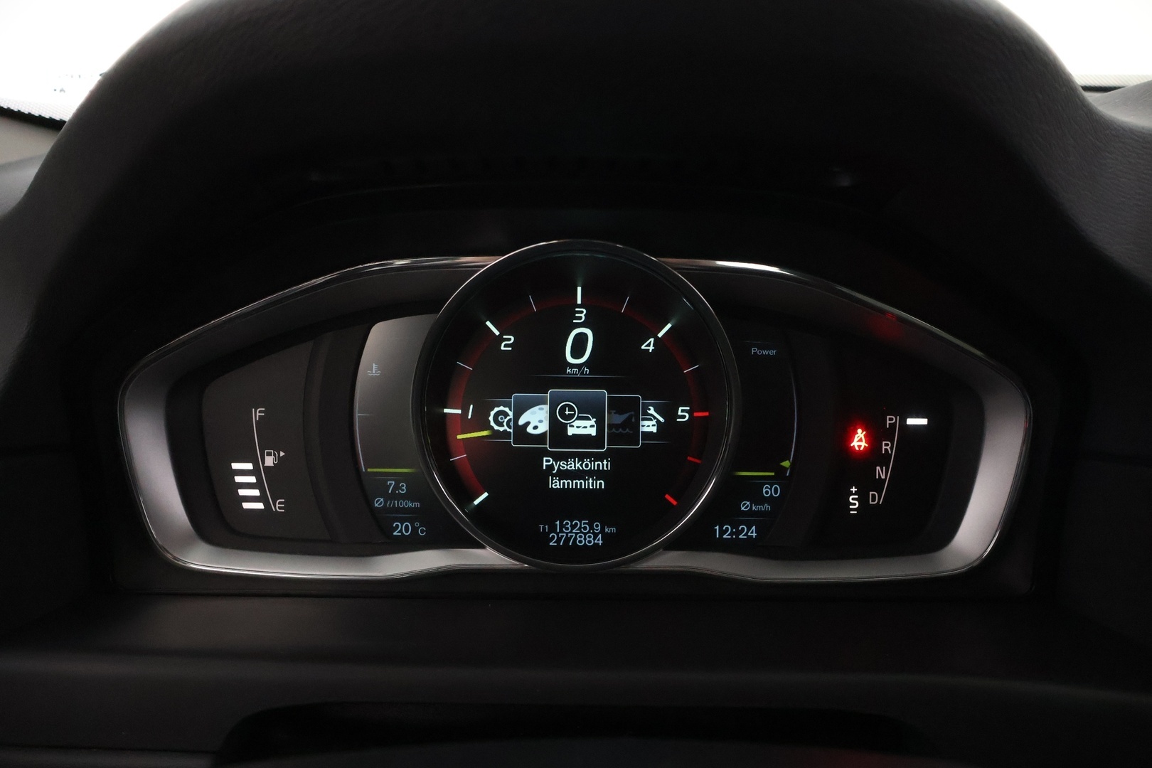 VOLVO XC70 2014