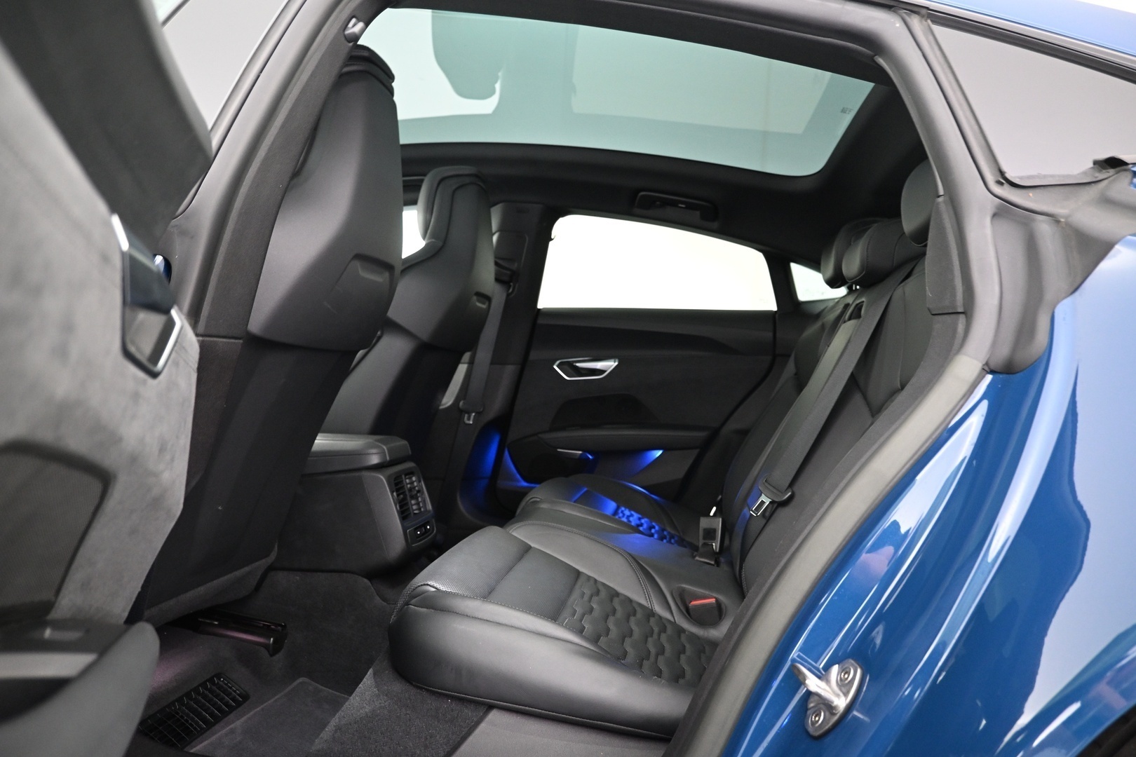 AUDI E-TRON GT RS 2022