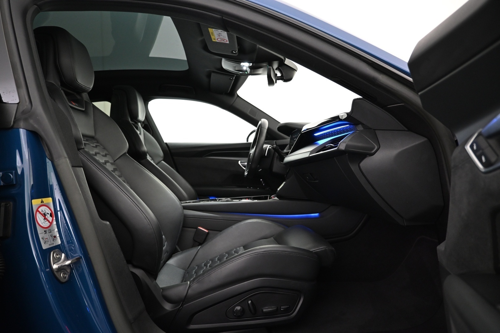 AUDI E-TRON GT RS 2022