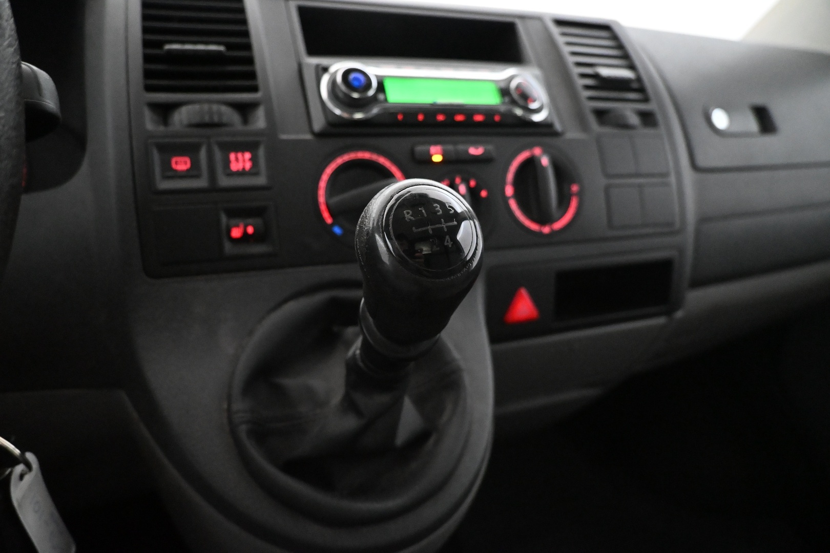 VOLKSWAGEN Transporter 2007