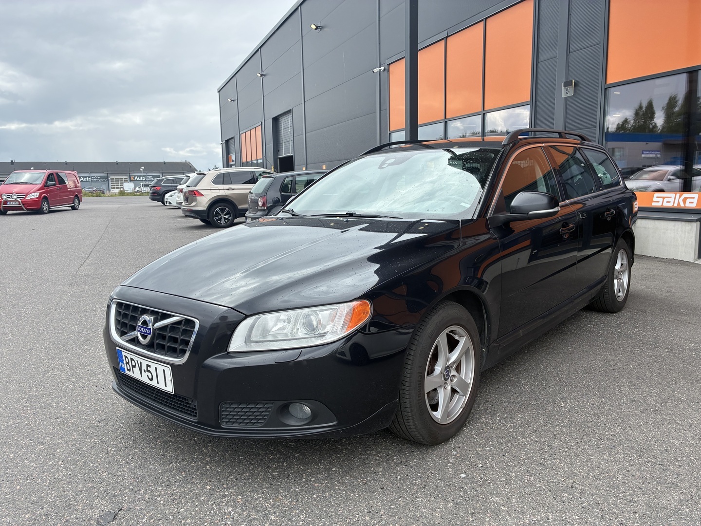 VOLVO V70 2013