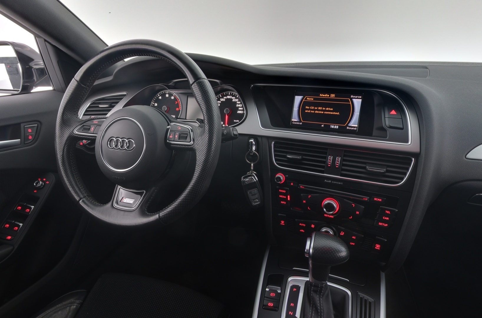 AUDI A4 2012