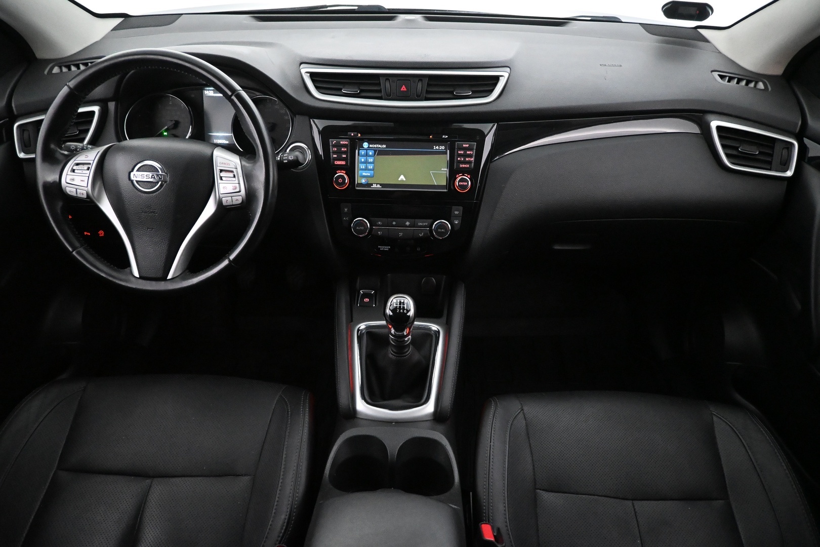 NISSAN Qashqai 2016