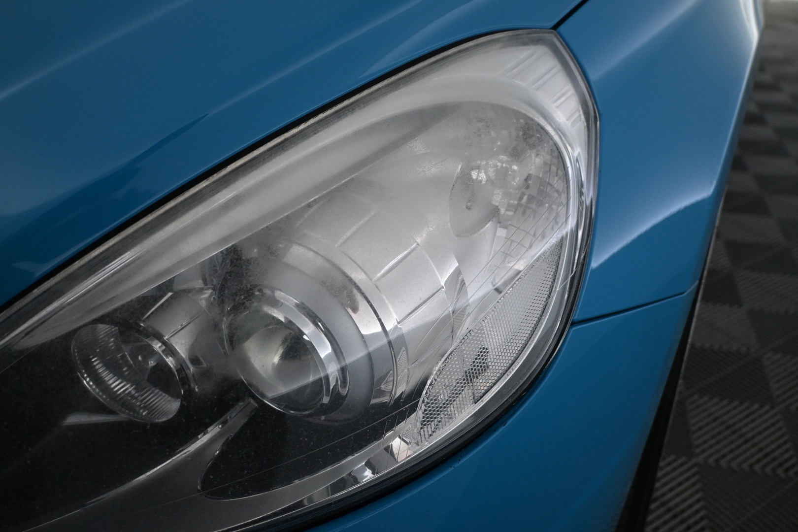 VOLVO V60 2013