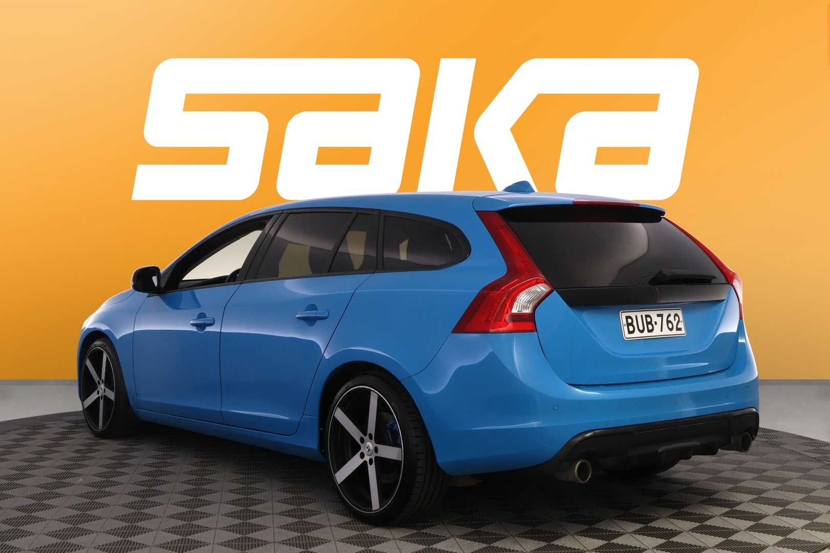 VOLVO V60 2013