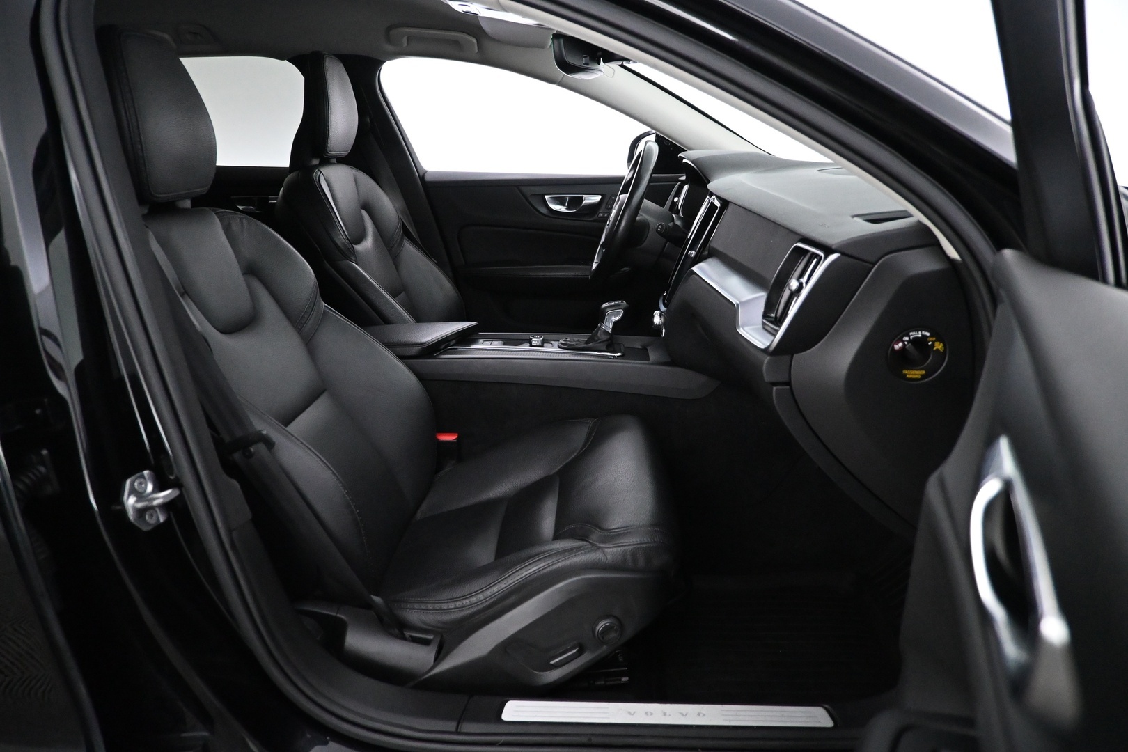 VOLVO V60 Cross Country 2019