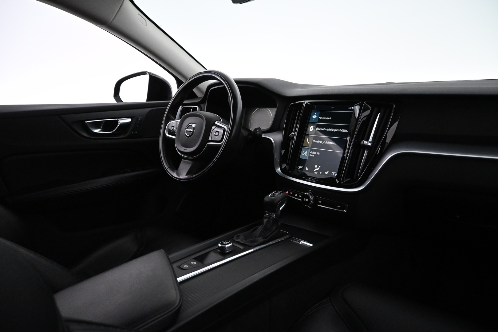 VOLVO V60 Cross Country 2019