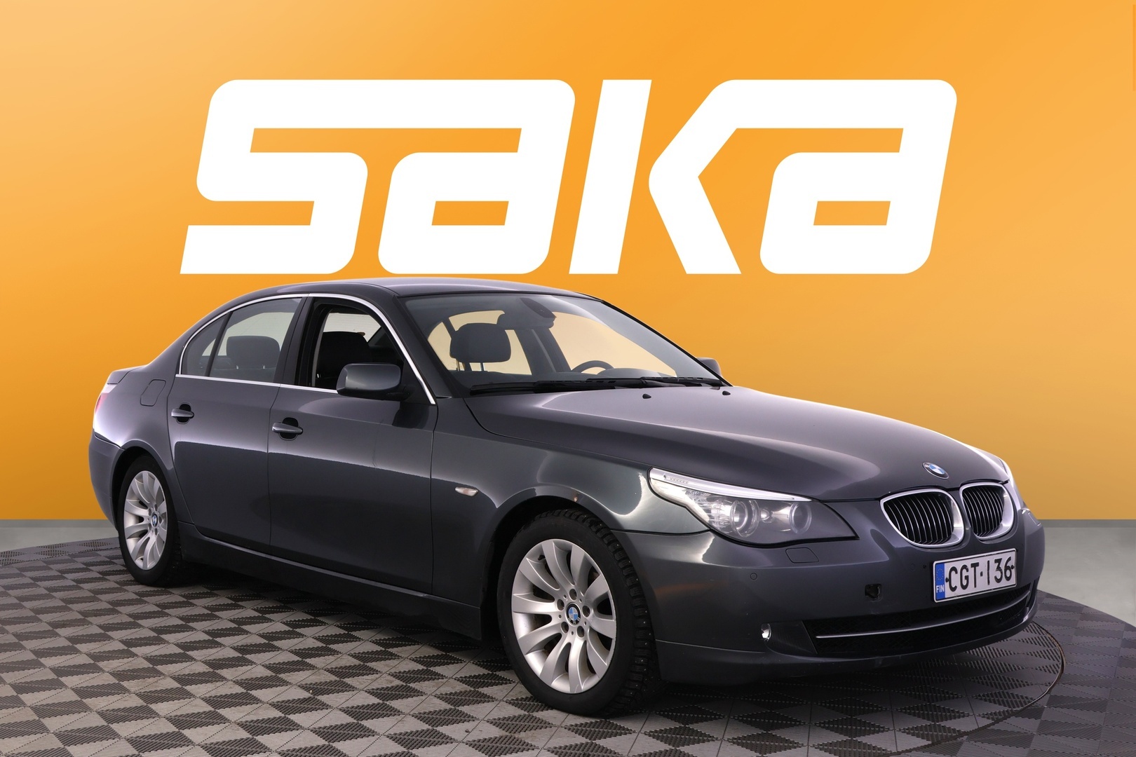 BMW 520 2008