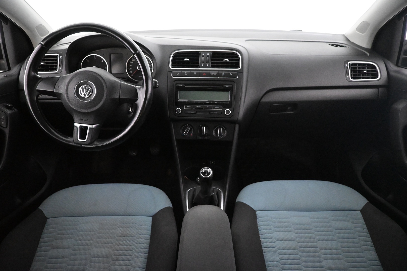 VOLKSWAGEN Polo 2011