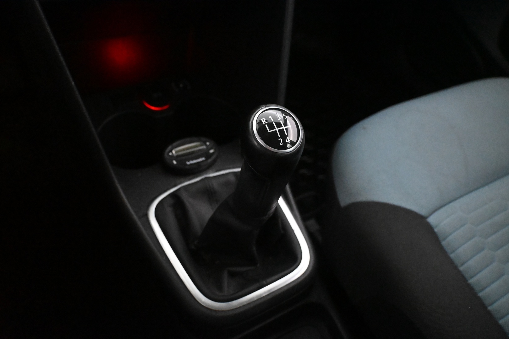 VOLKSWAGEN Polo 2011