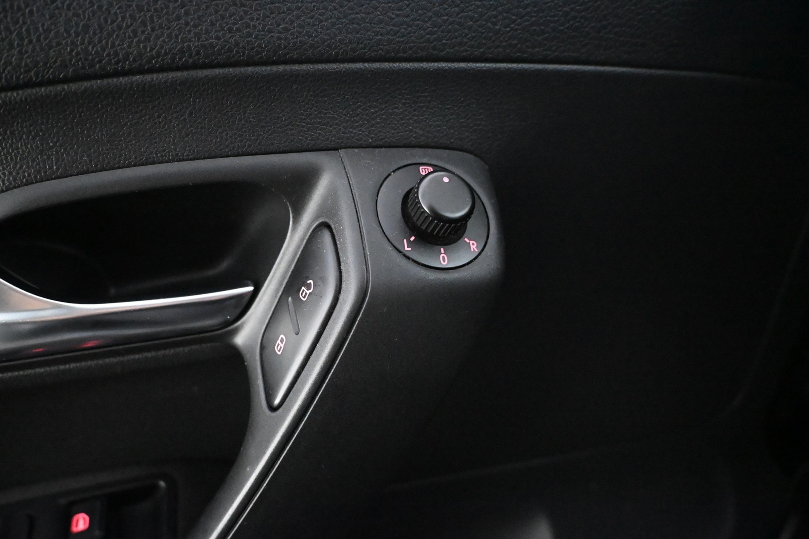 VOLKSWAGEN Polo 2011