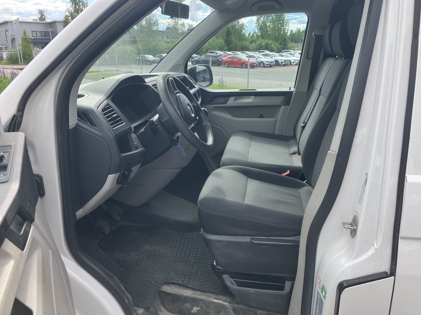 VOLKSWAGEN Transporter 2016