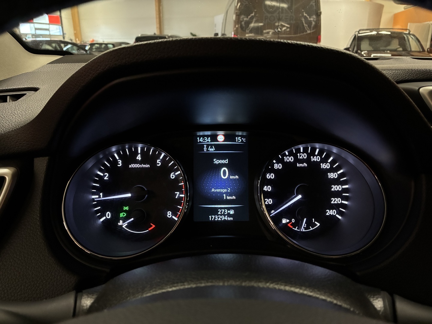 NISSAN Qashqai 2017
