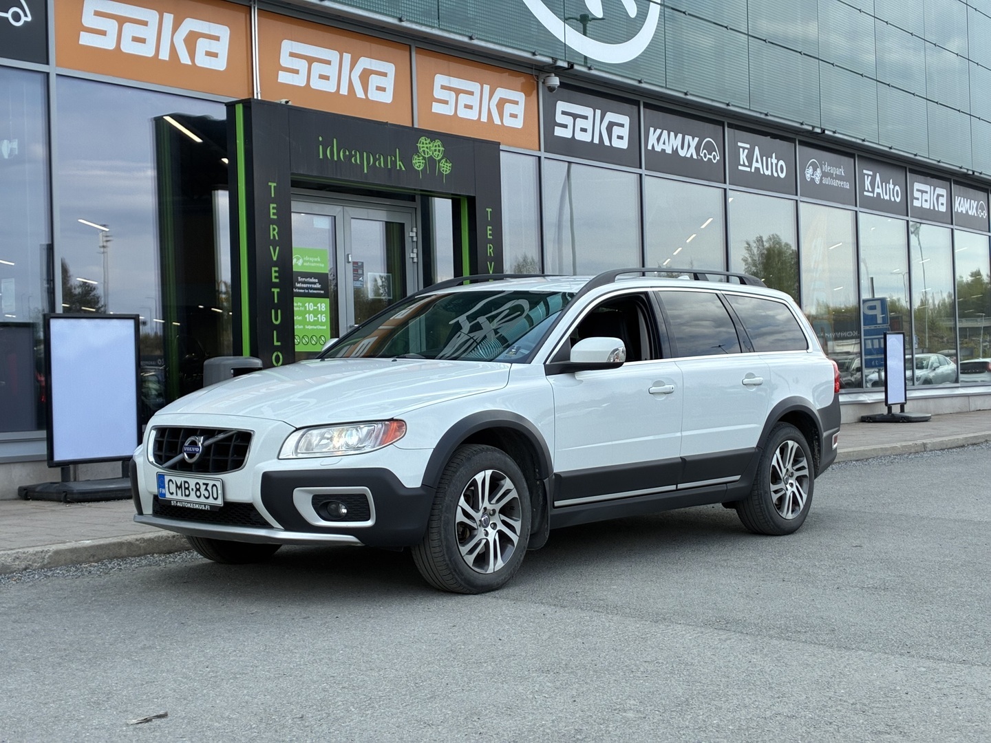 VOLVO XC70 2013