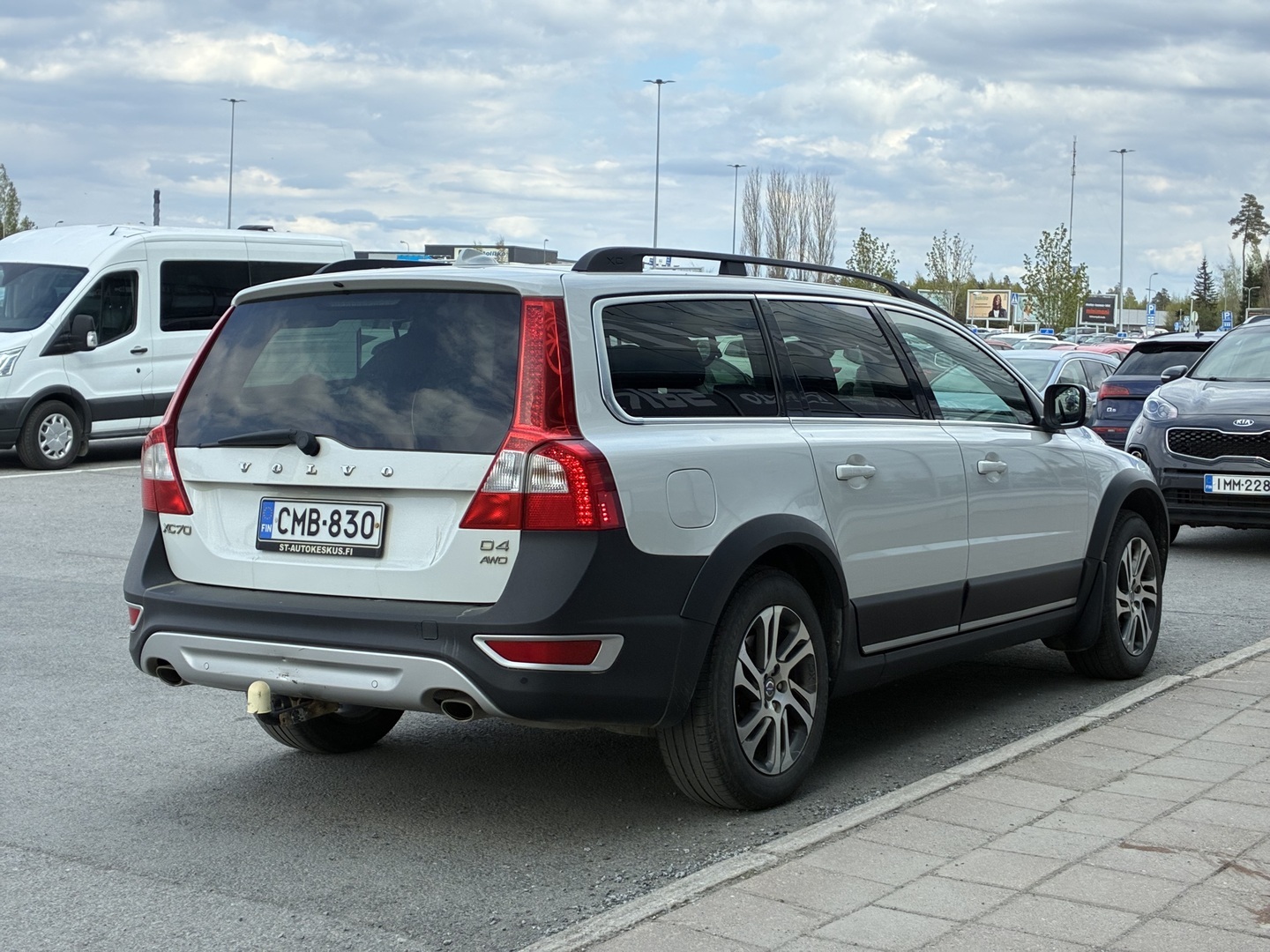 VOLVO XC70 2013