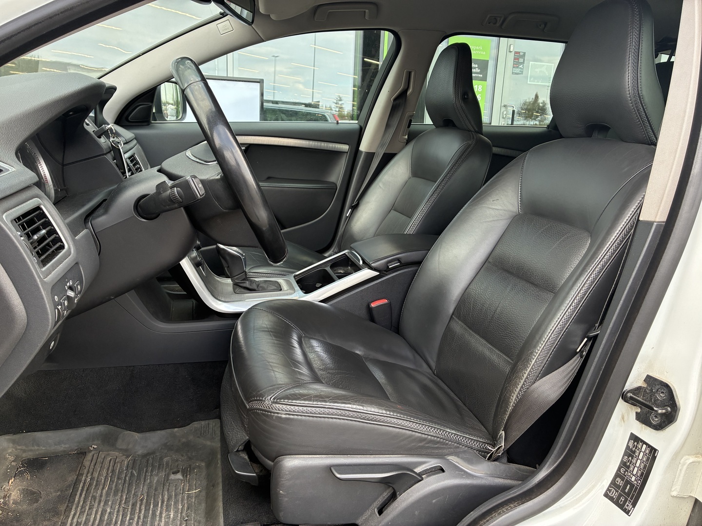 VOLVO XC70 2013