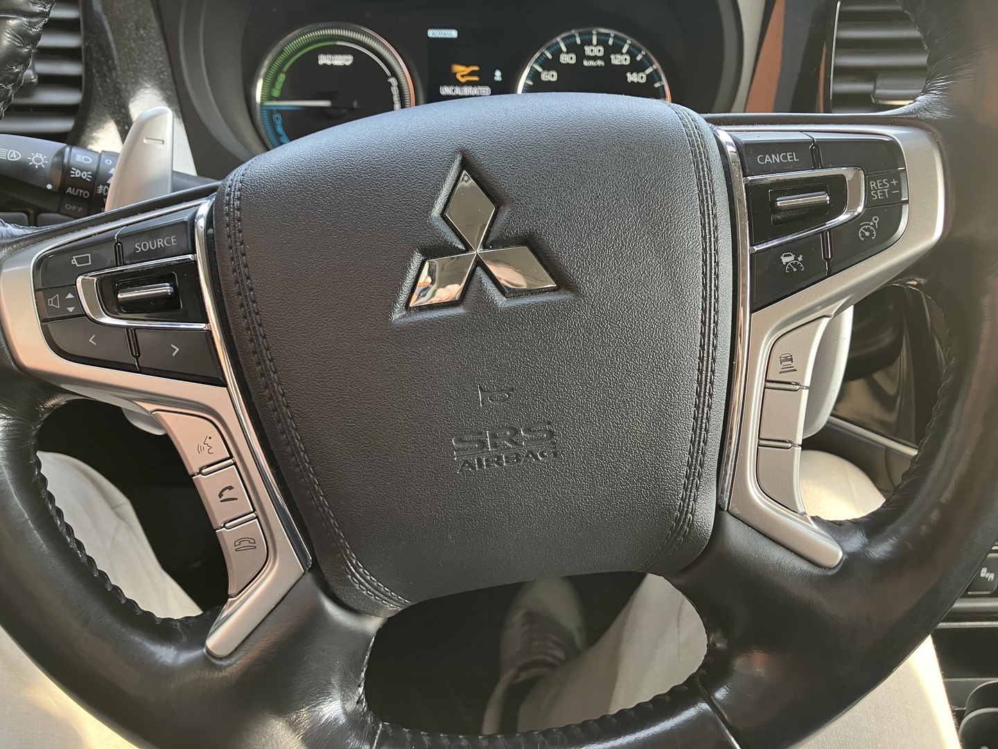 MITSUBISHI Outlander PHEV 2017