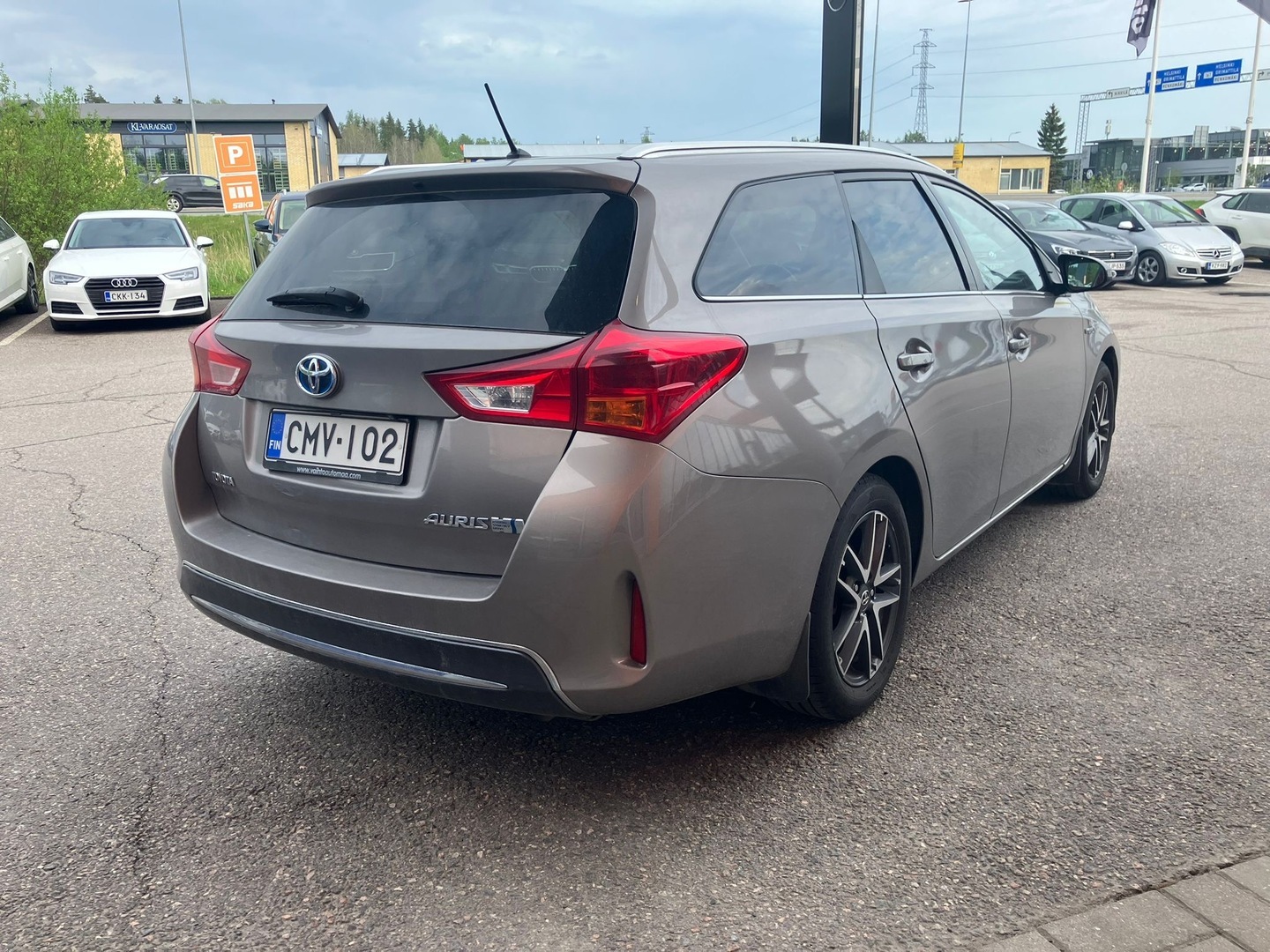 TOYOTA Auris 2014