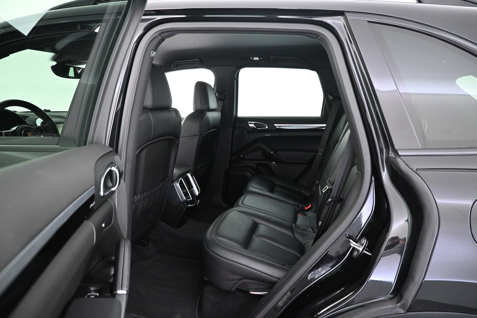 PORSCHE Cayenne 2015