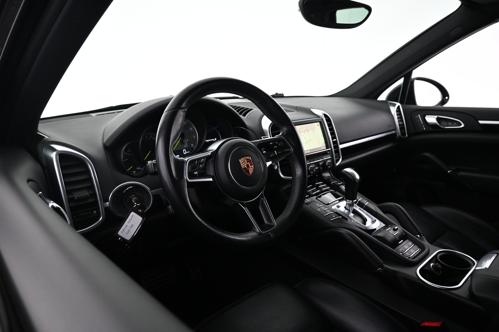 PORSCHE Cayenne 2015