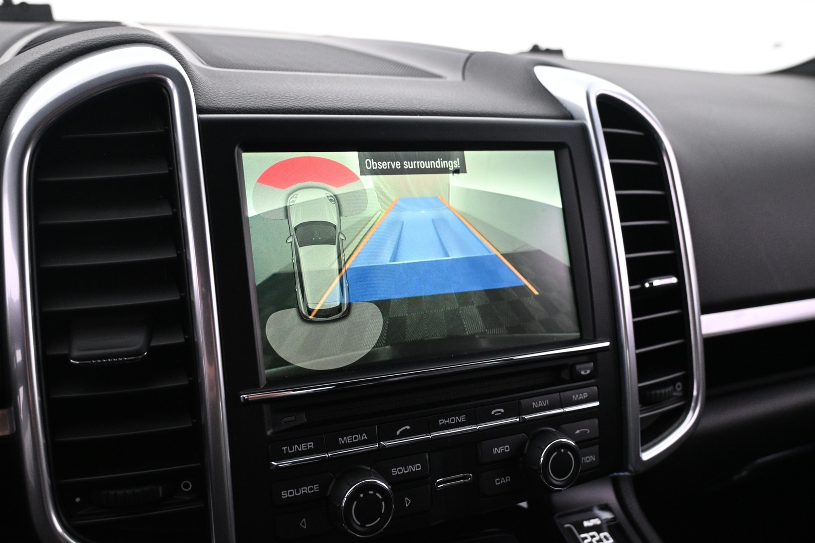 PORSCHE Cayenne 2015