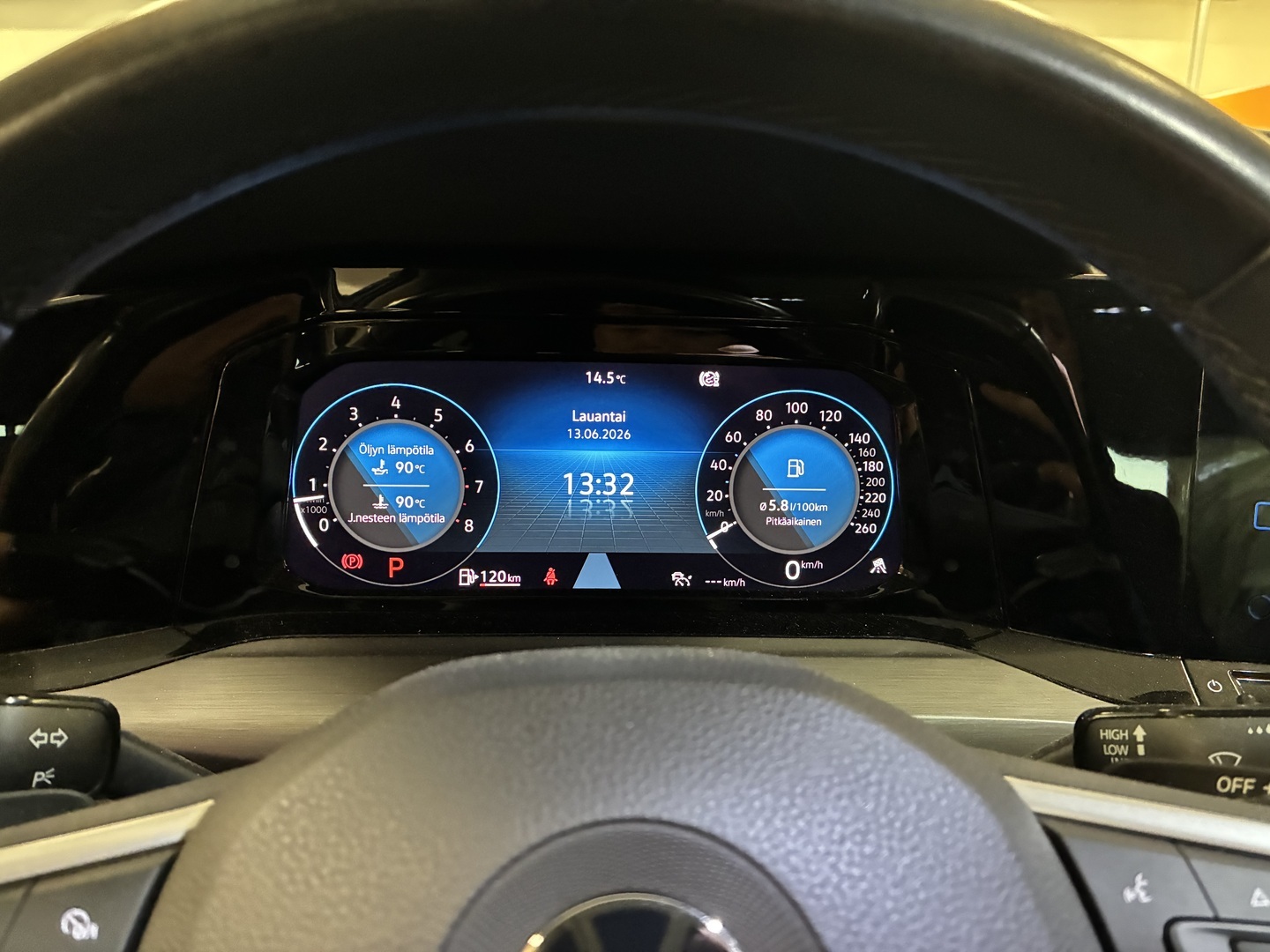 VOLKSWAGEN Golf 2020