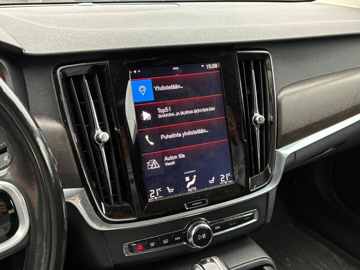 VOLVO V90 Cross Country 2017