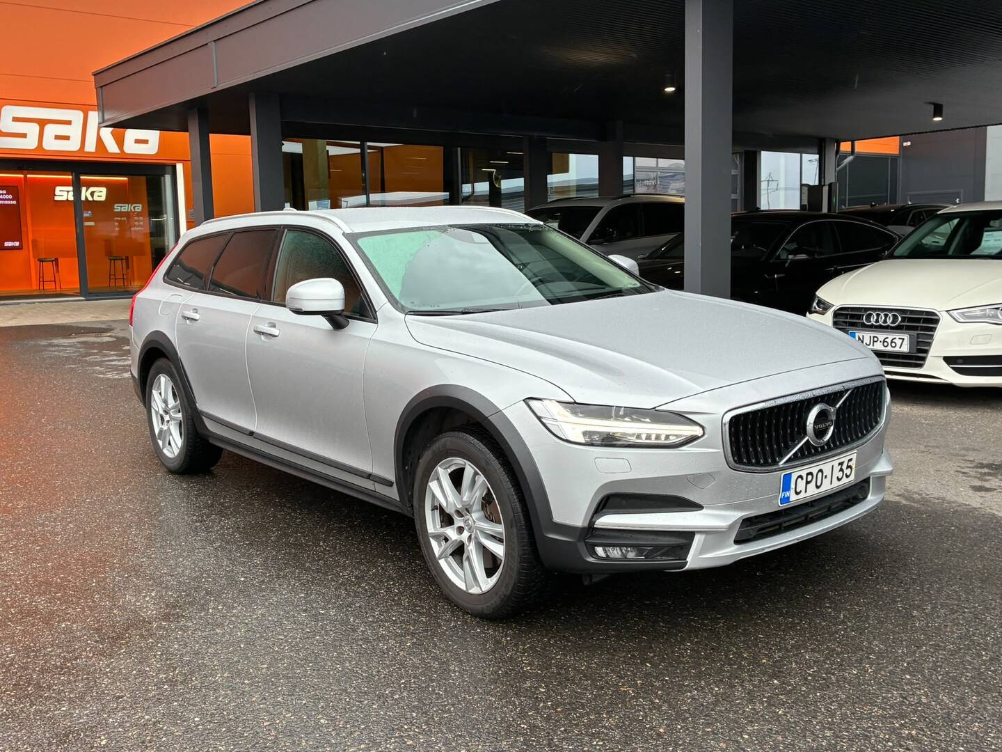 VOLVO V90 Cross Country 2017