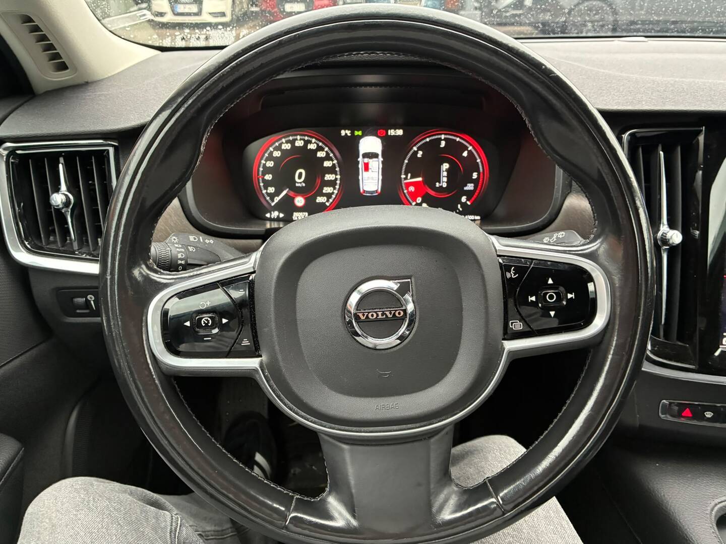 VOLVO V90 Cross Country 2017