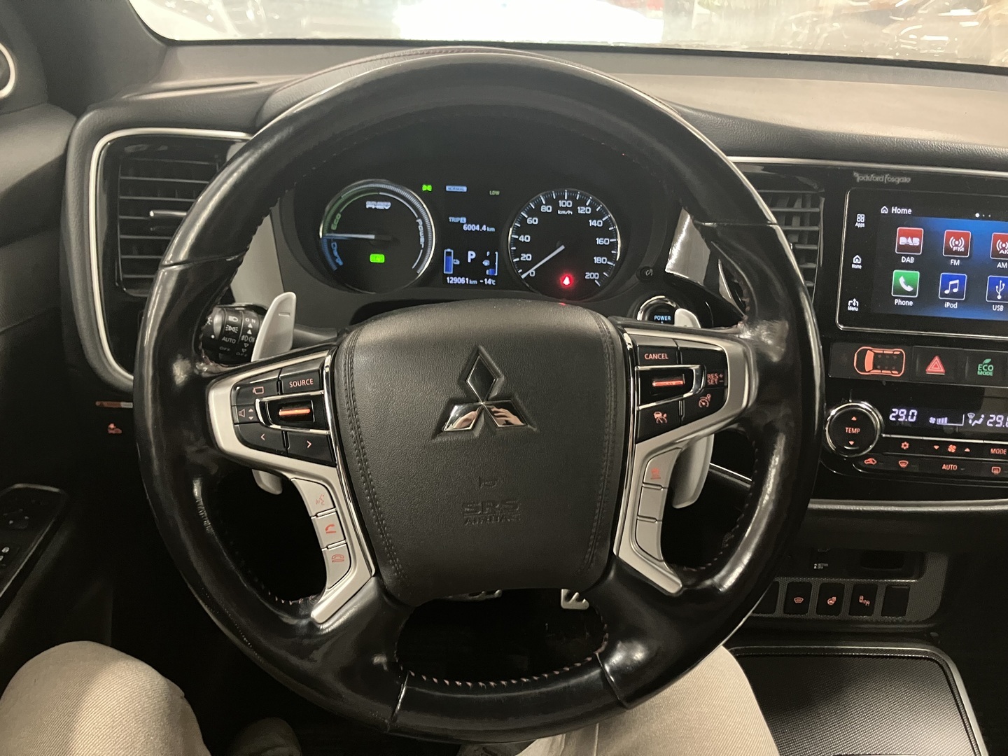 MITSUBISHI OUTLANDER PHEV 2018