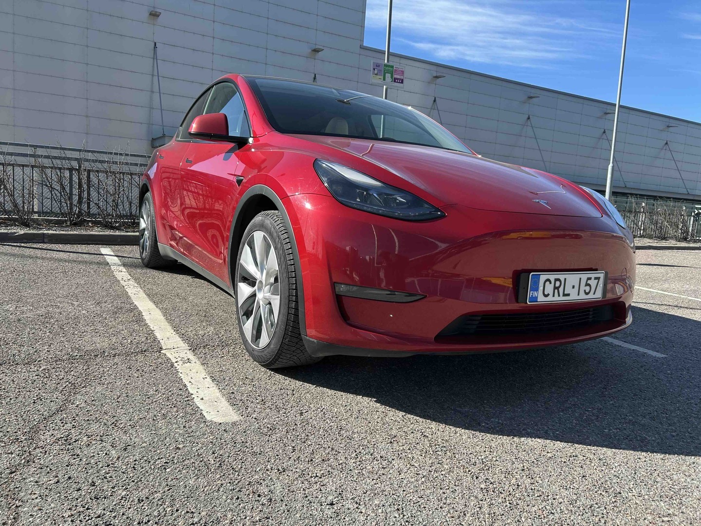TESLA Model Y 2023