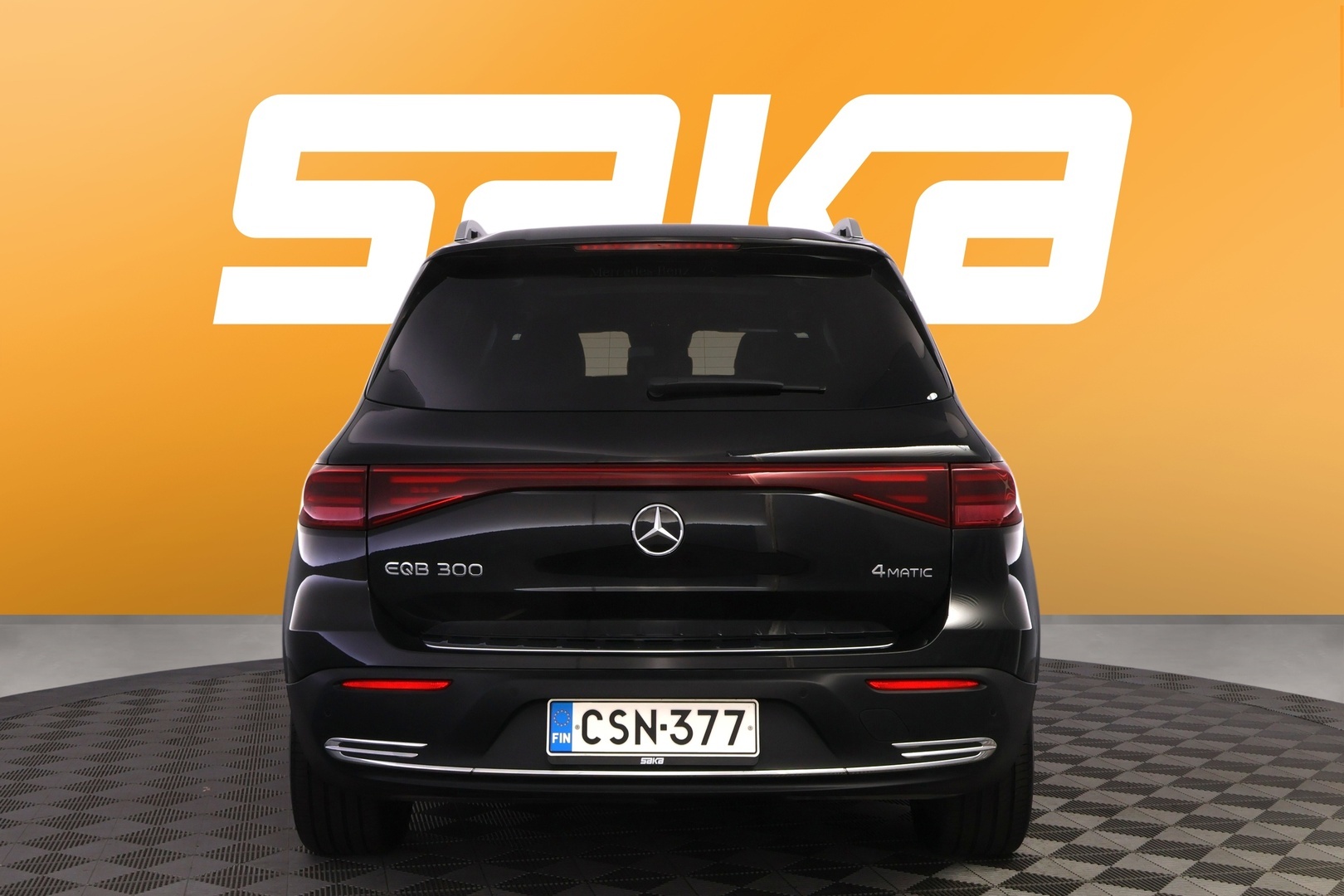 MERCEDES-BENZ EQB 2025