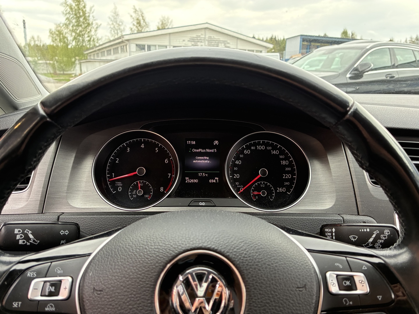 VOLKSWAGEN Golf 2014