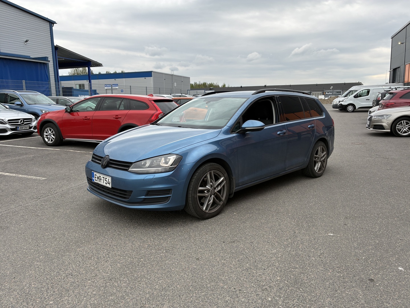 VOLKSWAGEN Golf 2014