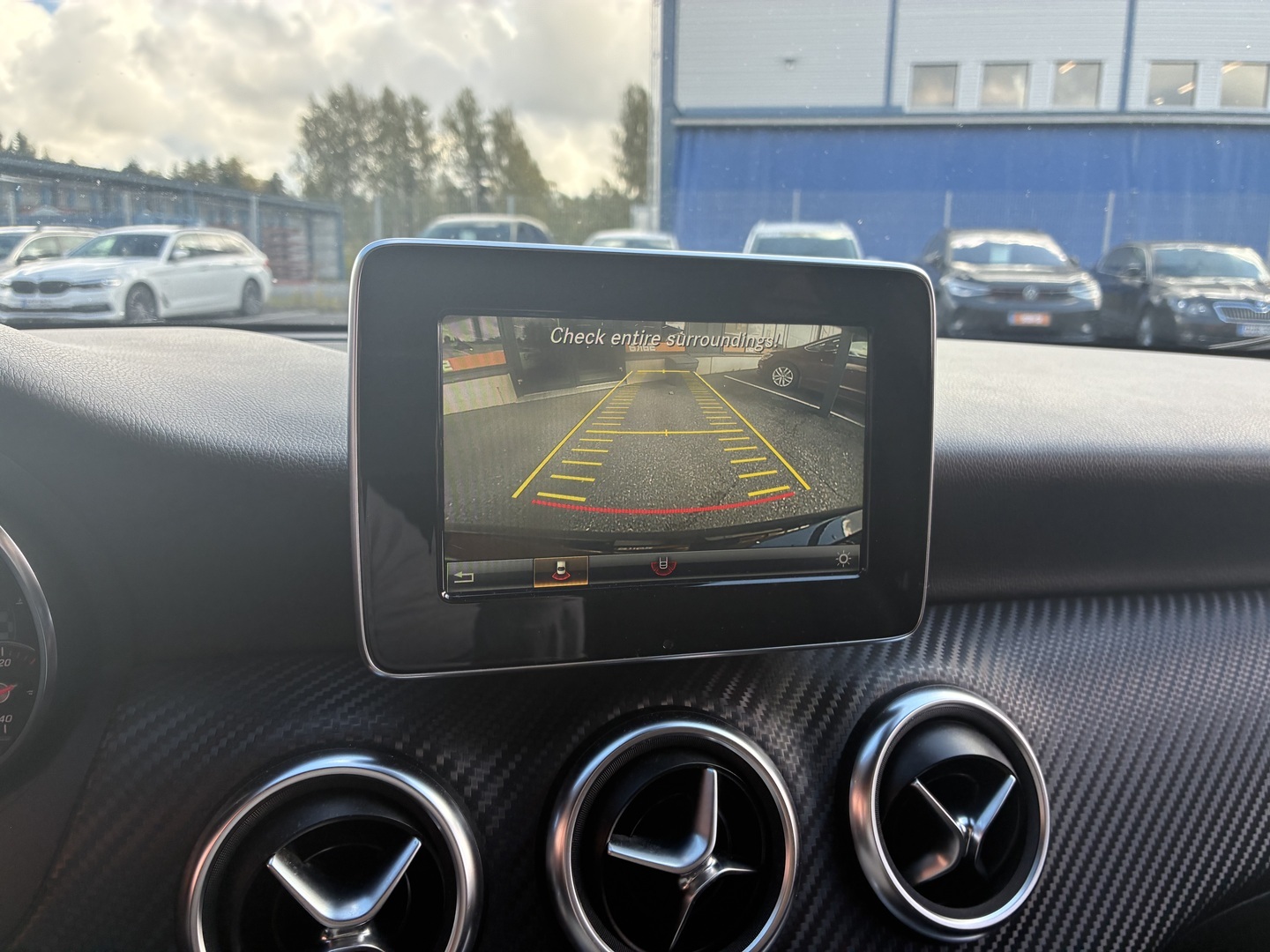 MERCEDES-BENZ A 2016