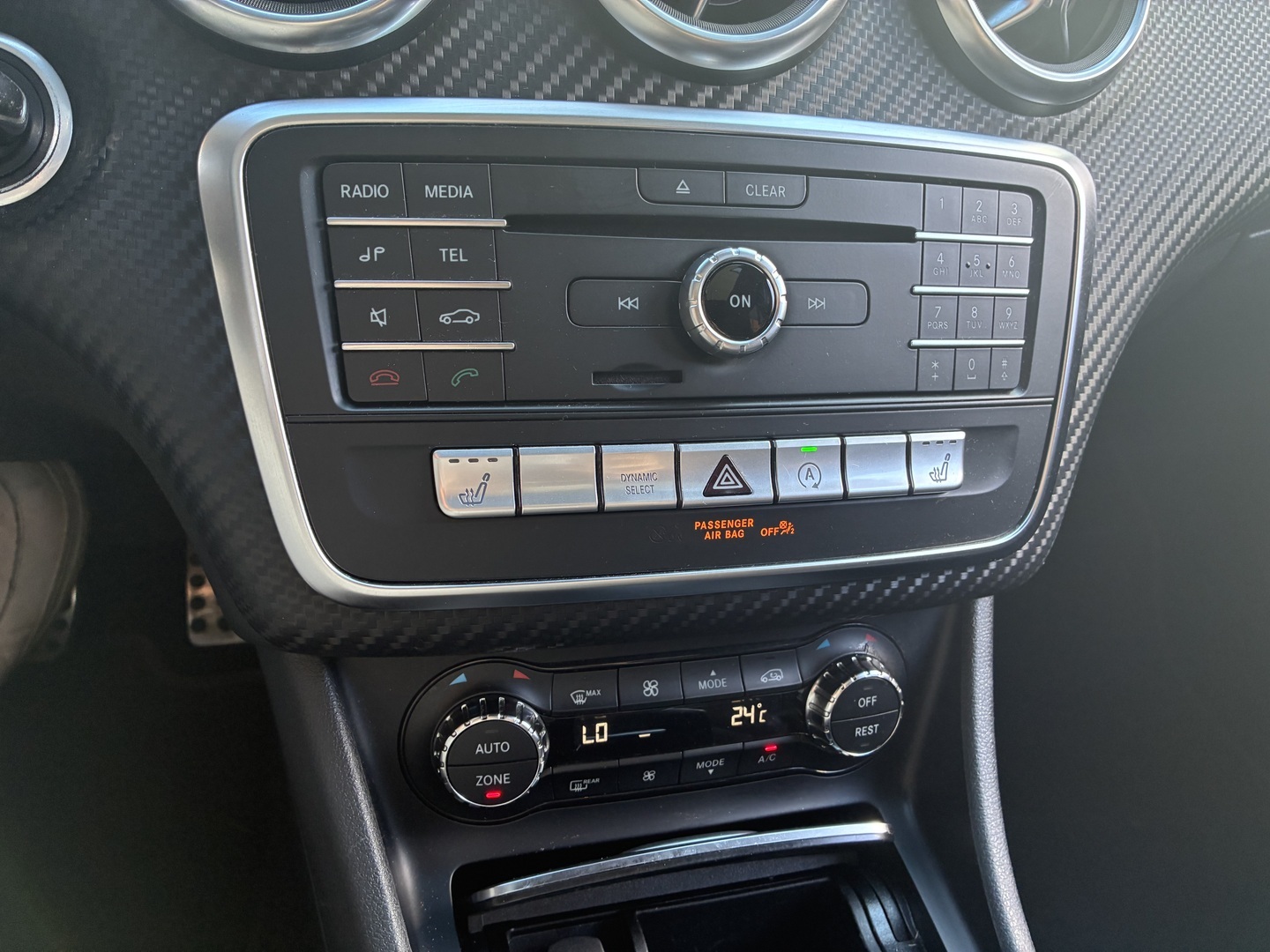 MERCEDES-BENZ A 2016