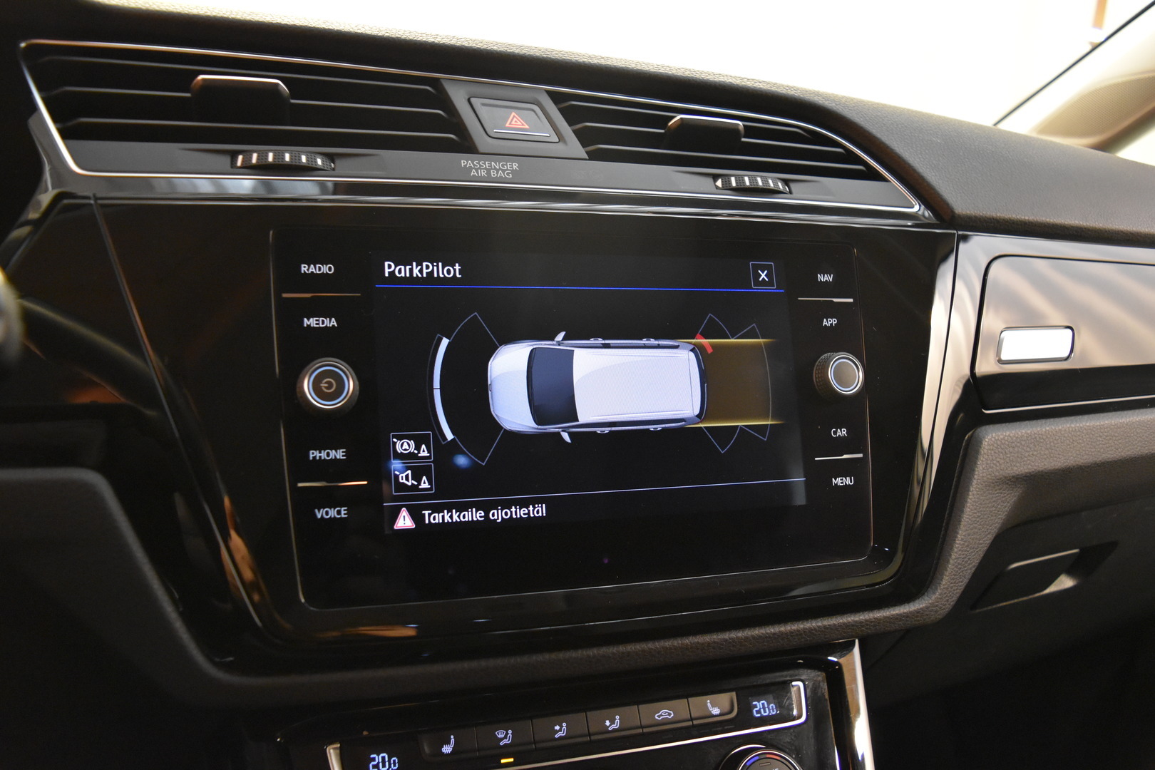 VOLKSWAGEN Touran 2018