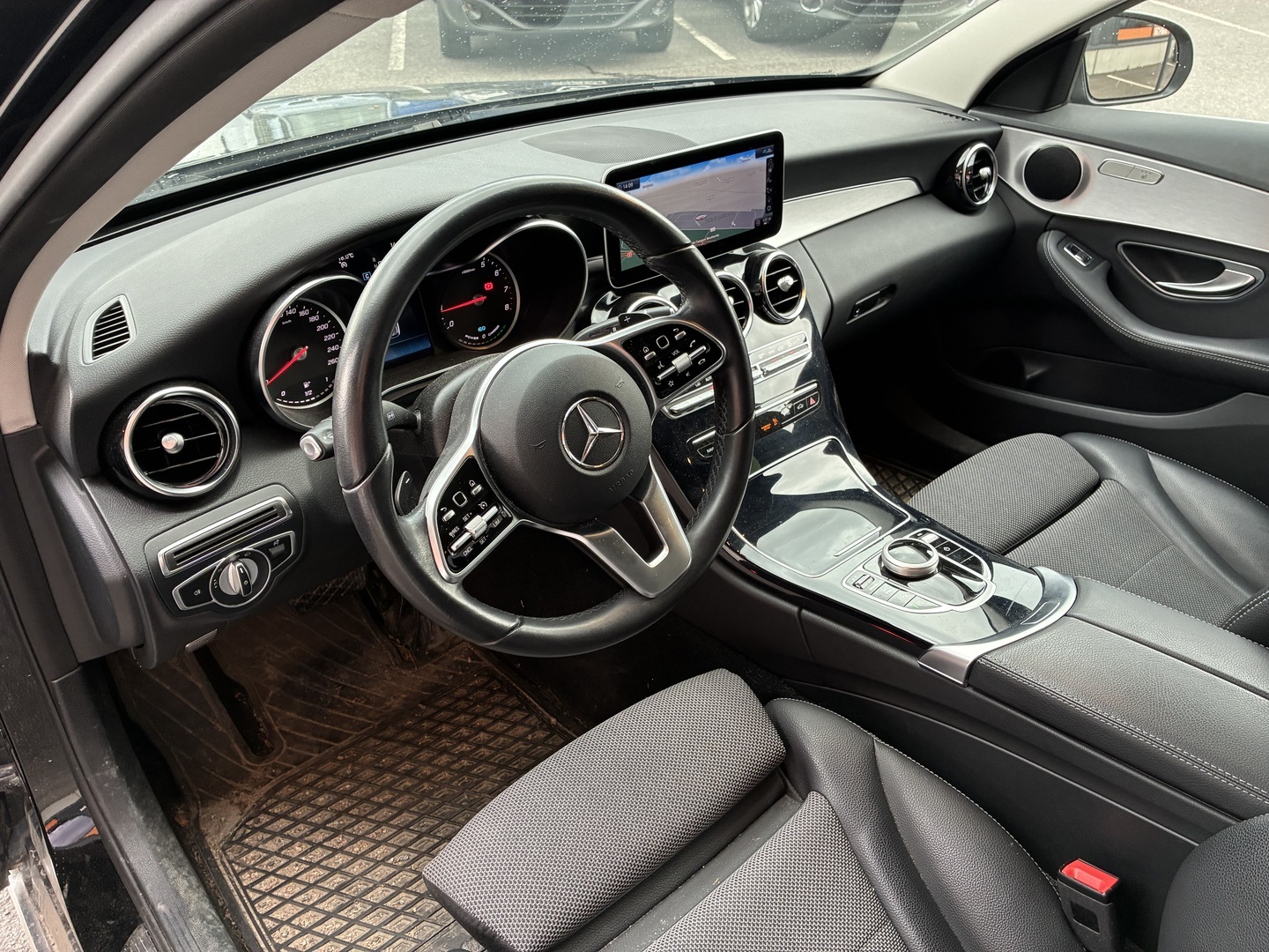MERCEDES-BENZ C 2019