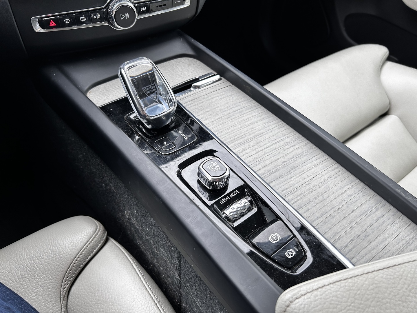 VOLVO XC60 2020