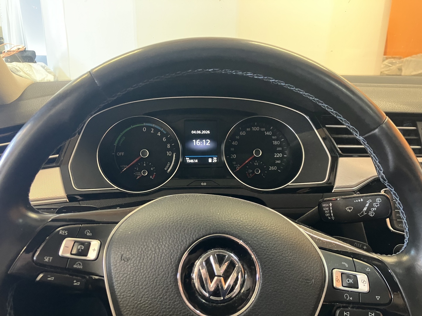 VOLKSWAGEN Passat 2017