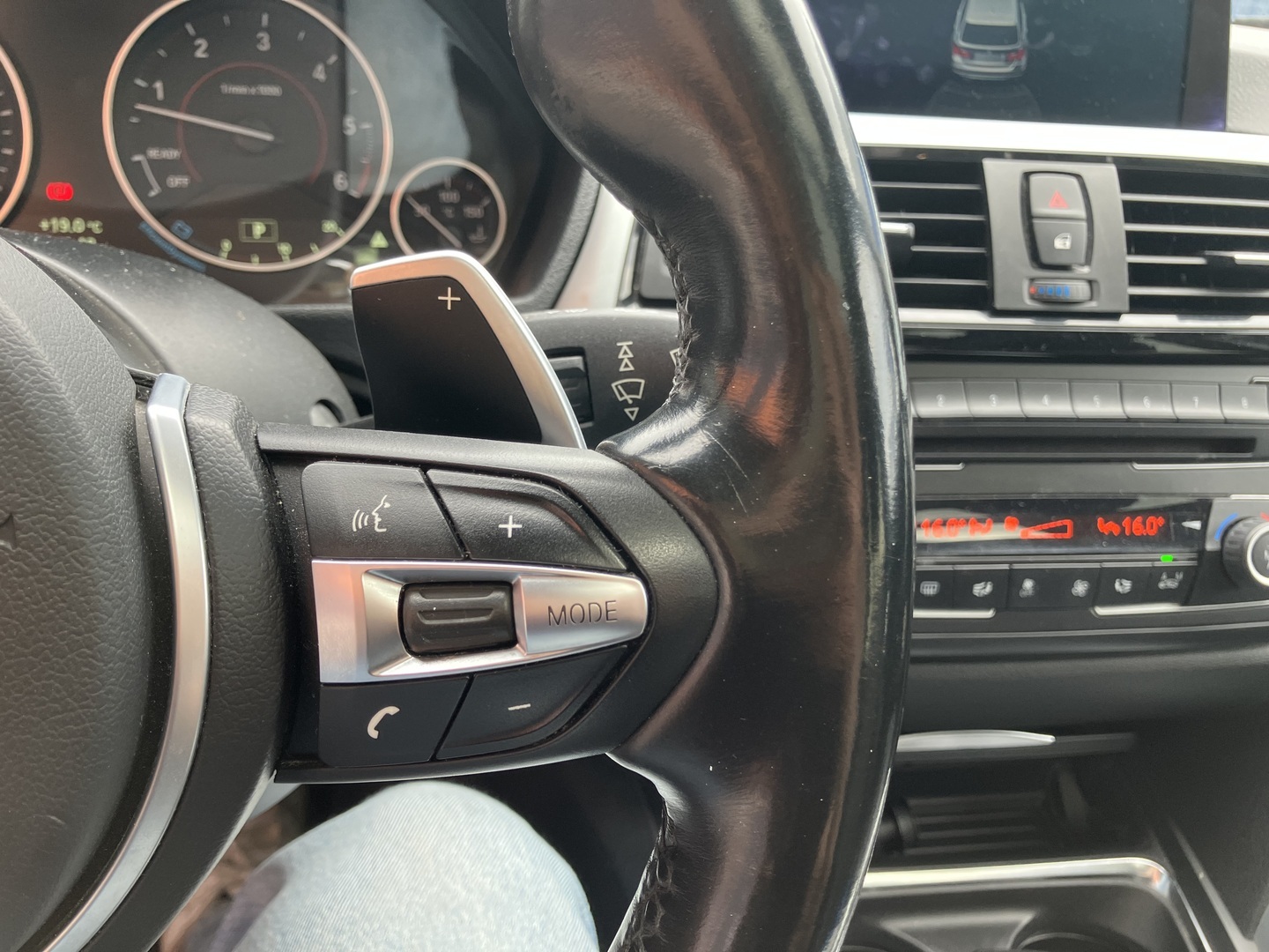 BMW 330 2013