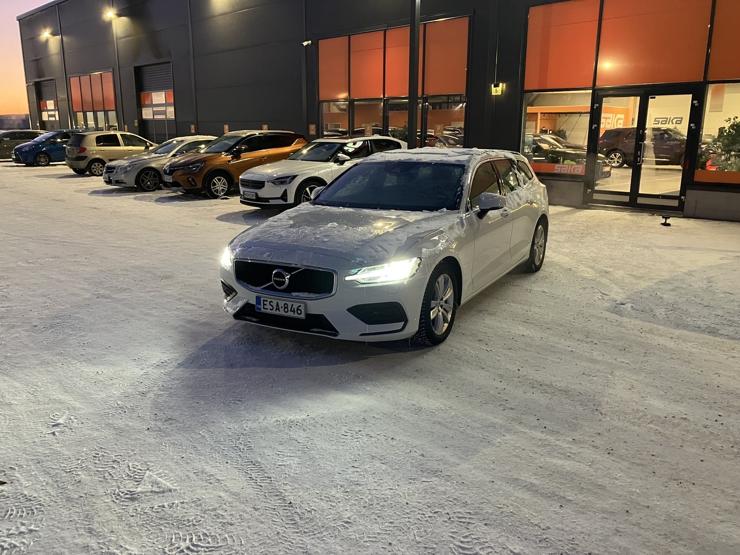VOLVO V60 2022