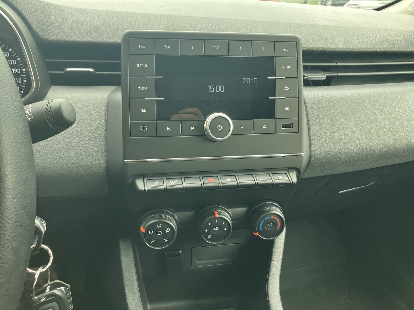 RENAULT Clio 2020