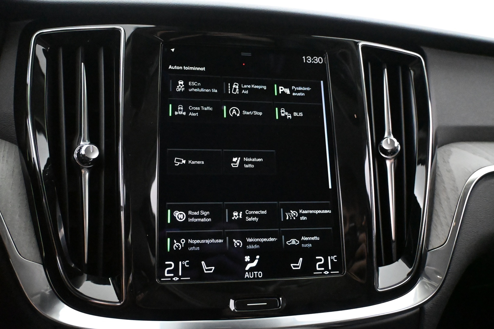 VOLVO V60 Cross Country 2021