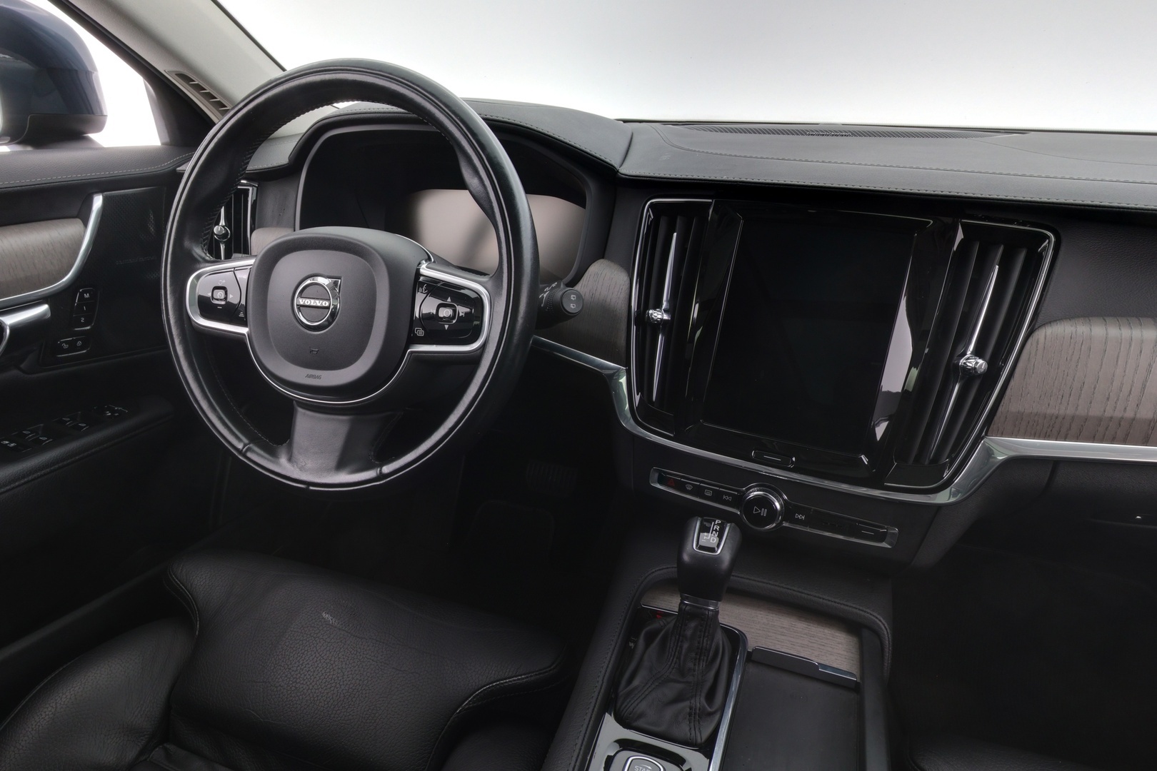VOLVO V90 Cross Country 2021