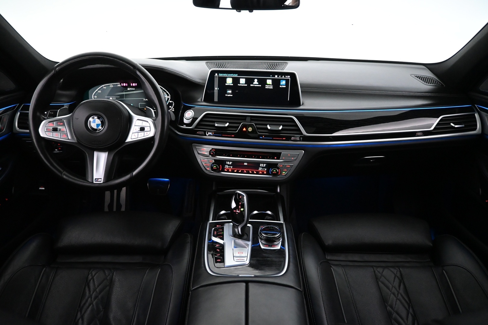 BMW 745 2019