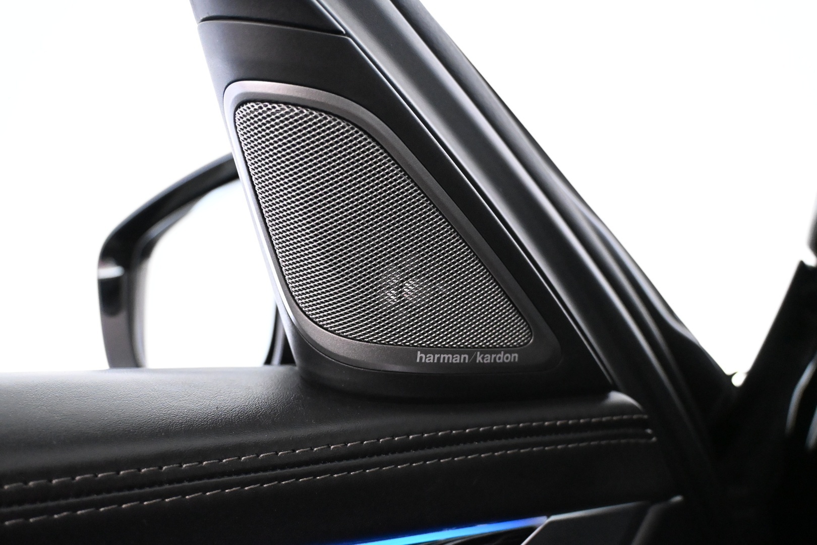 BMW 745 2019